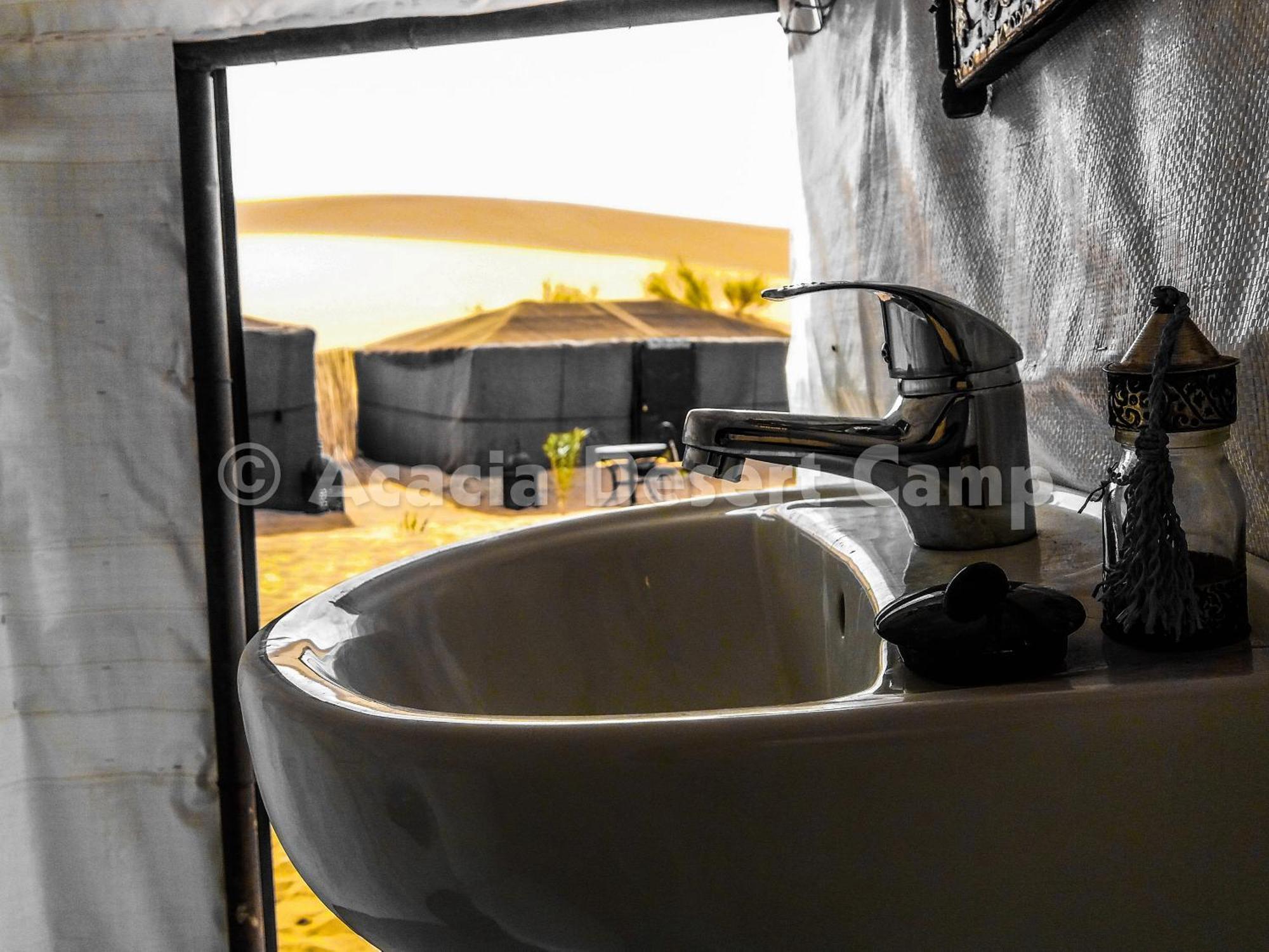Acacia Desert Camp 호텔 메르주가 외부 사진